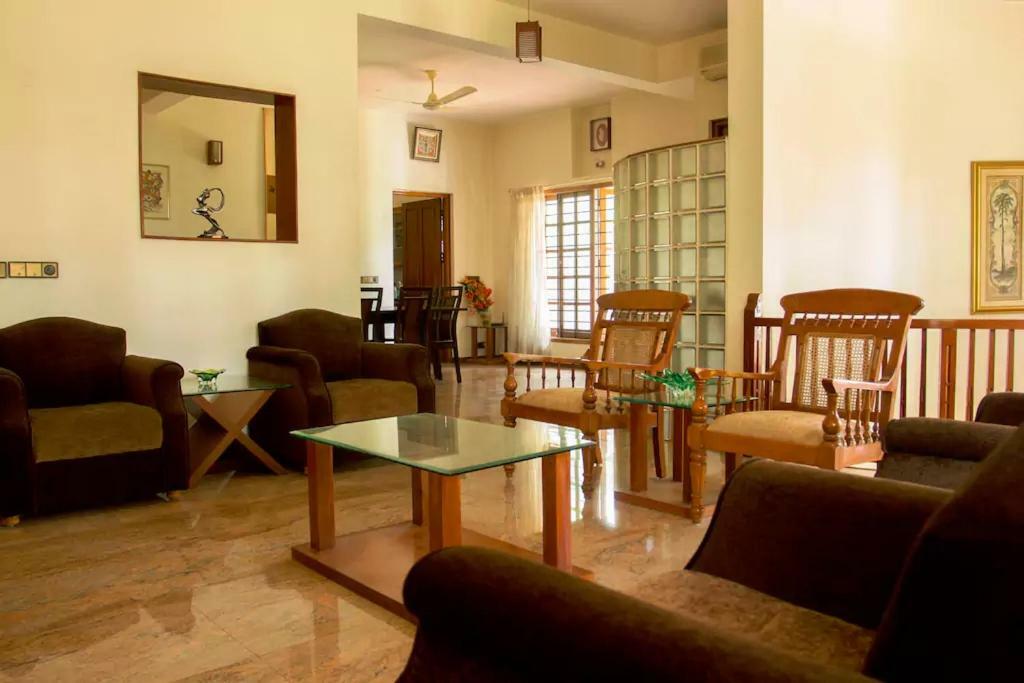 Villa Serena 벵갈루루 외부 사진